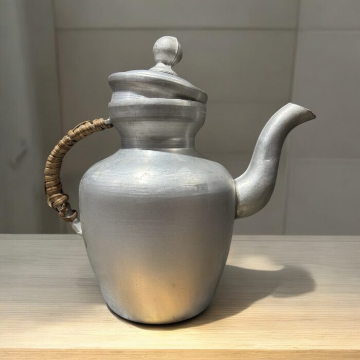 TraditionServe Aluminium Kettle available in three sizes, designed for durability and convenience