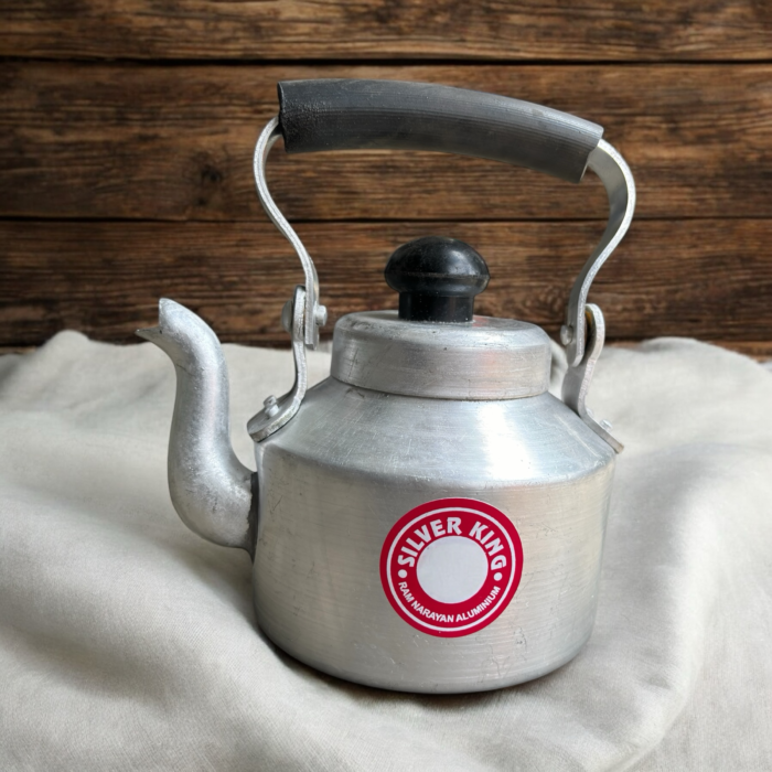 Silver King Aluminium Cutting Chai Kettle – Lightweight, Durable, and Perfect for Everyday Tea Brewing