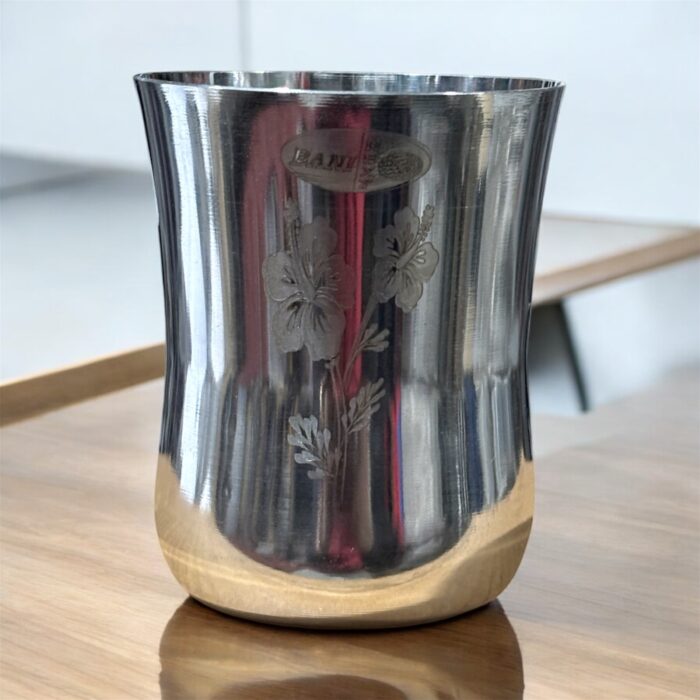 Bani NXT Damru Glass Signature Set of 3, 400 ml capacity each, uniquely designed with a stylish damru shape for a modern beverage experience.