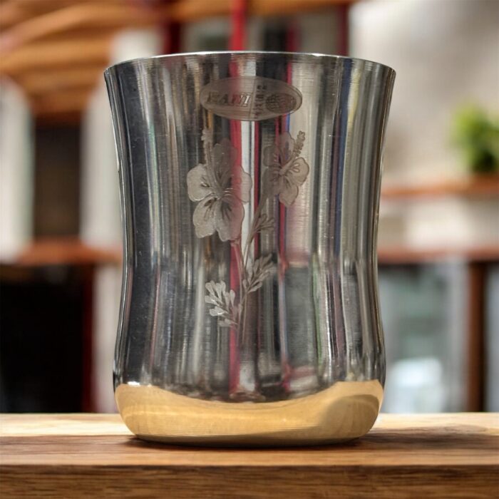 Bani NXT Damru Glass Signature Set of 3, 400 ml capacity each, uniquely designed with a stylish damru shape for a modern beverage experience.