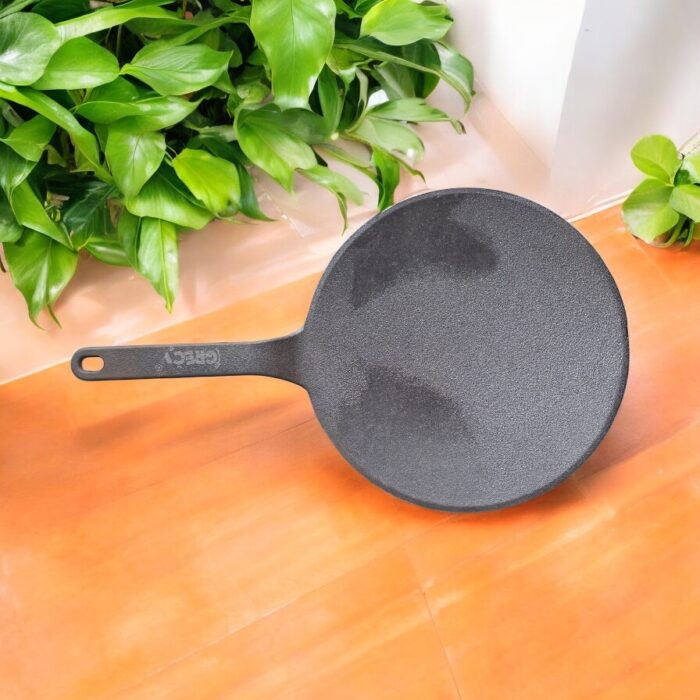 Grecy 26 cm Pre-Seasoned Cast Iron Roti Tawa with Long Handle and 4 mm Thick Base