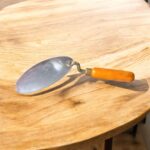 Iron Roti Turner with Wooden Handle – Traditional Indian Chapati Flipper for Eco-Friendly Cooking