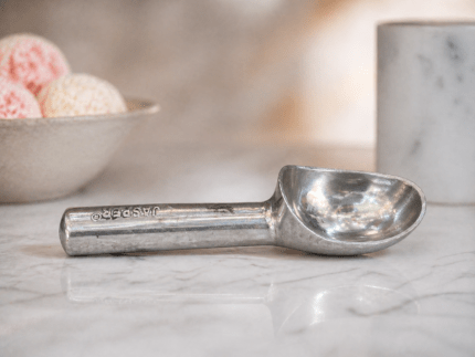 Jasper Classic Aluminium Ice Cream Scoop 8 inch silver metal scoop for serving ice cream, cookie dough, fruit, and food portions.